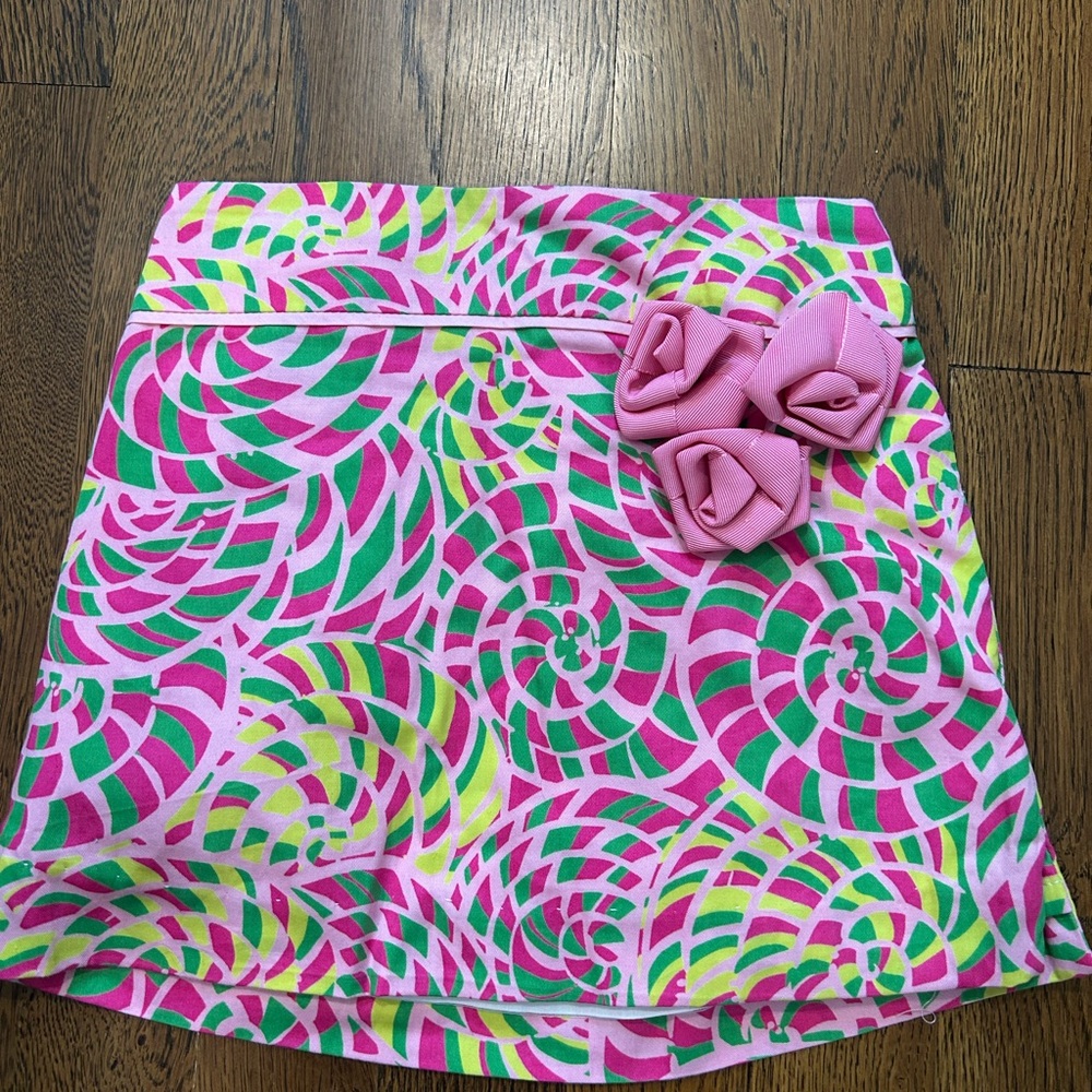 Lily Pulitzer girls pull on skirt